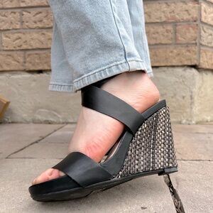 Black Strappy Wedges with cute Brown fabric detail